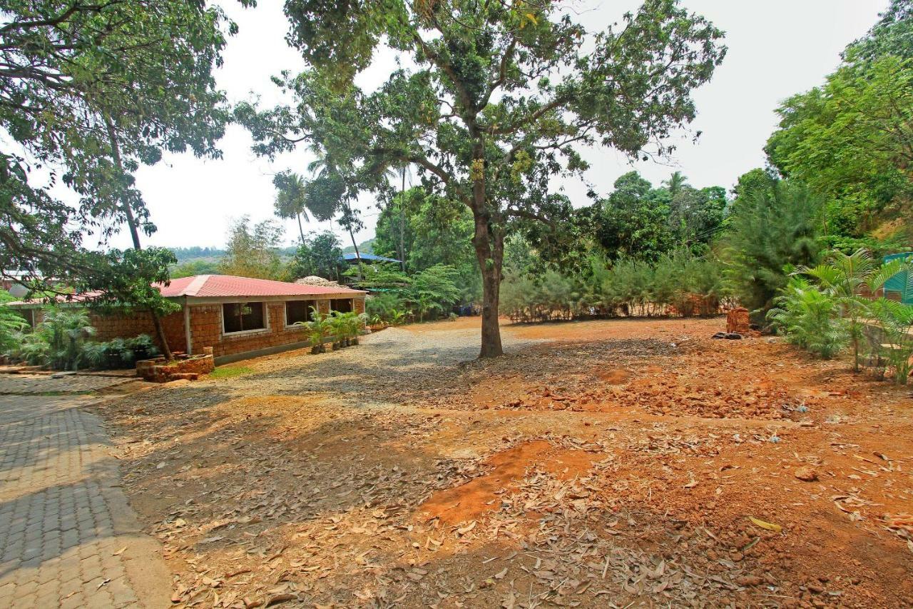 Palette - Arthigamya Spa & Resort Gokarna (Karnataka) Bagian luar foto