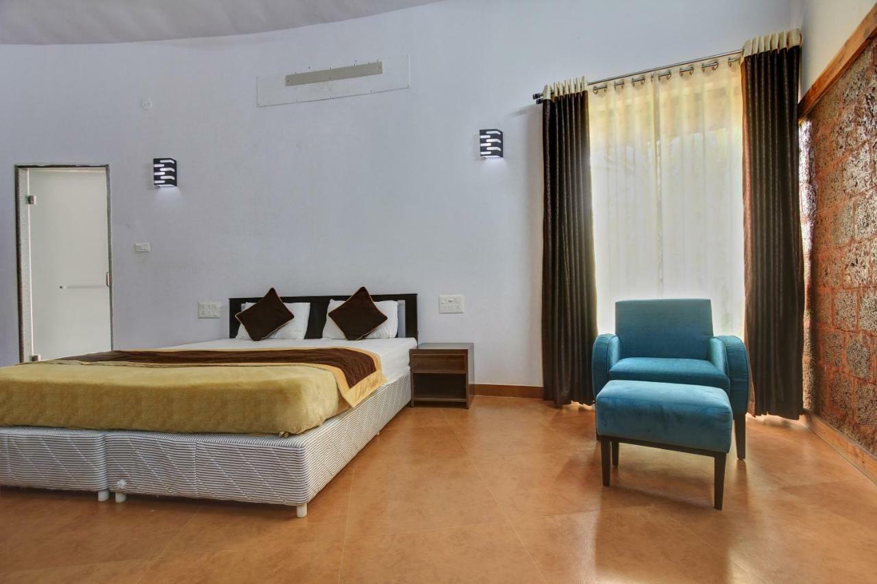 Palette - Arthigamya Spa & Resort Gokarna (Karnataka) Bagian luar foto