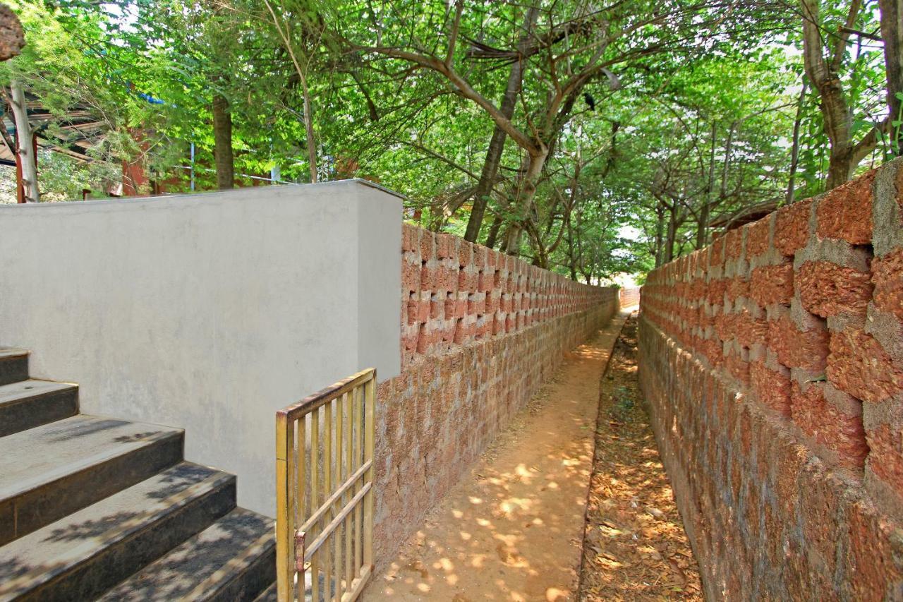 Palette - Arthigamya Spa & Resort Gokarna (Karnataka) Bagian luar foto