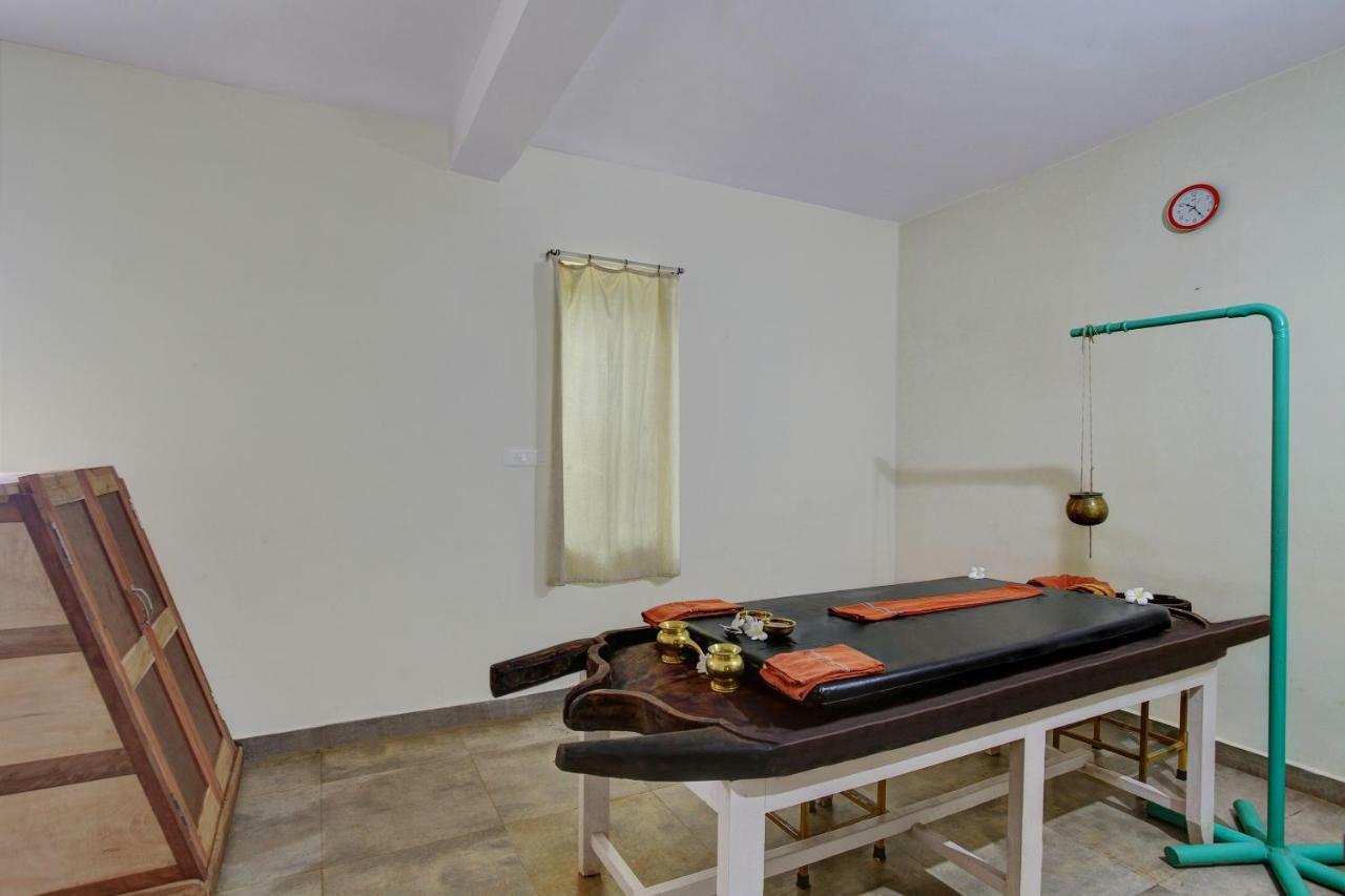 Palette - Arthigamya Spa & Resort Gokarna (Karnataka) Bagian luar foto