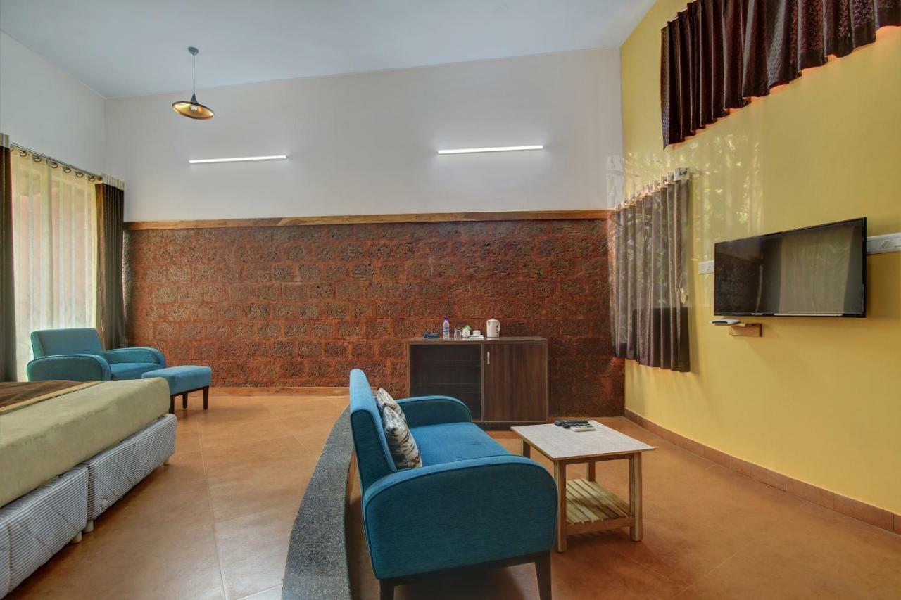 Palette - Arthigamya Spa & Resort Gokarna (Karnataka) Bagian luar foto
