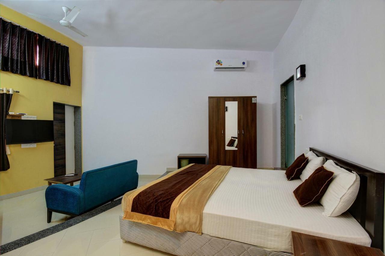 Palette - Arthigamya Spa & Resort Gokarna (Karnataka) Bagian luar foto