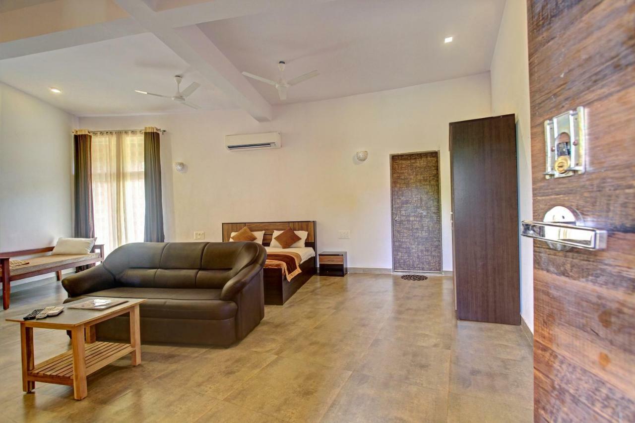 Palette - Arthigamya Spa & Resort Gokarna (Karnataka) Bagian luar foto