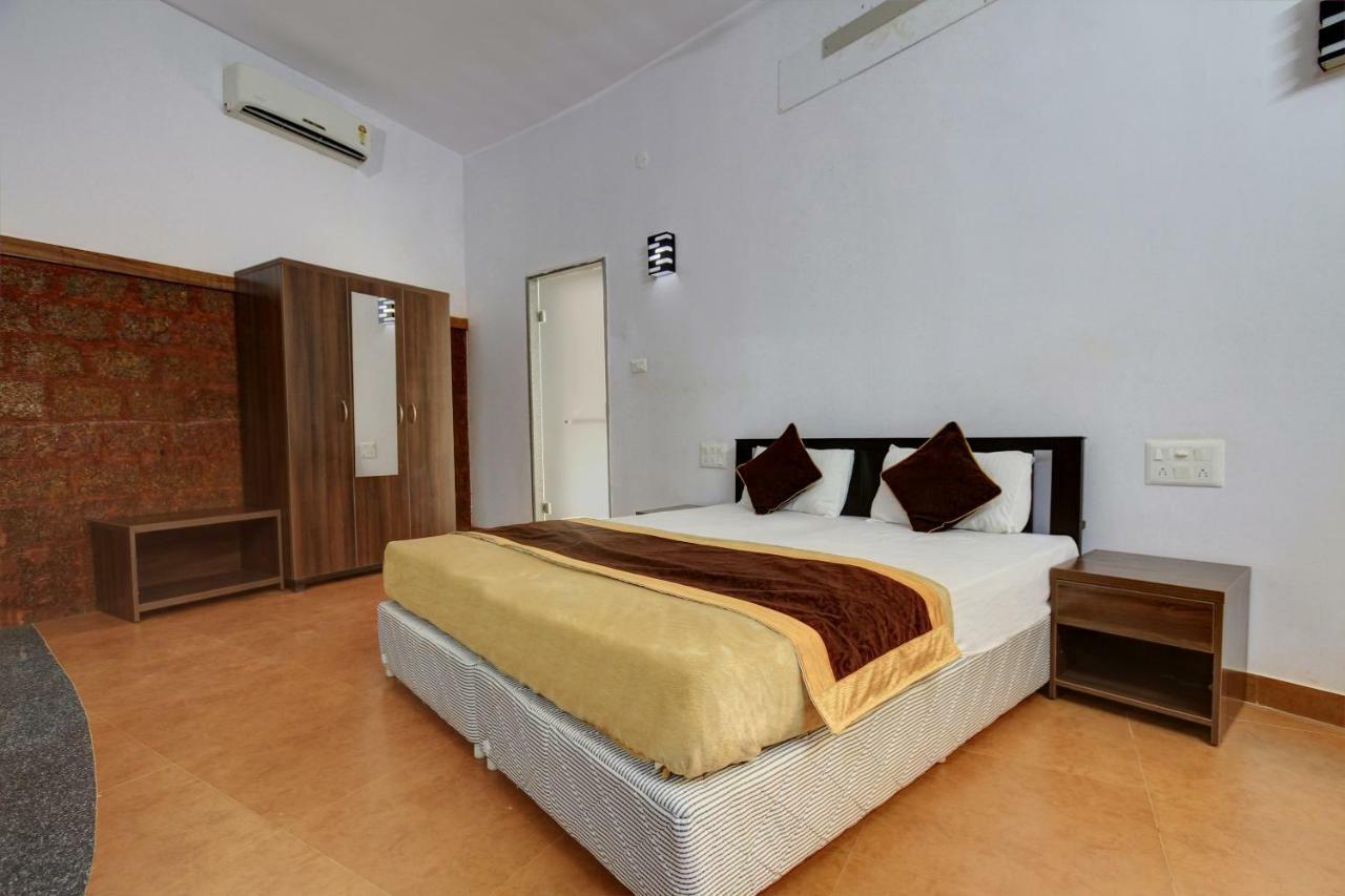 Palette - Arthigamya Spa & Resort Gokarna (Karnataka) Bagian luar foto